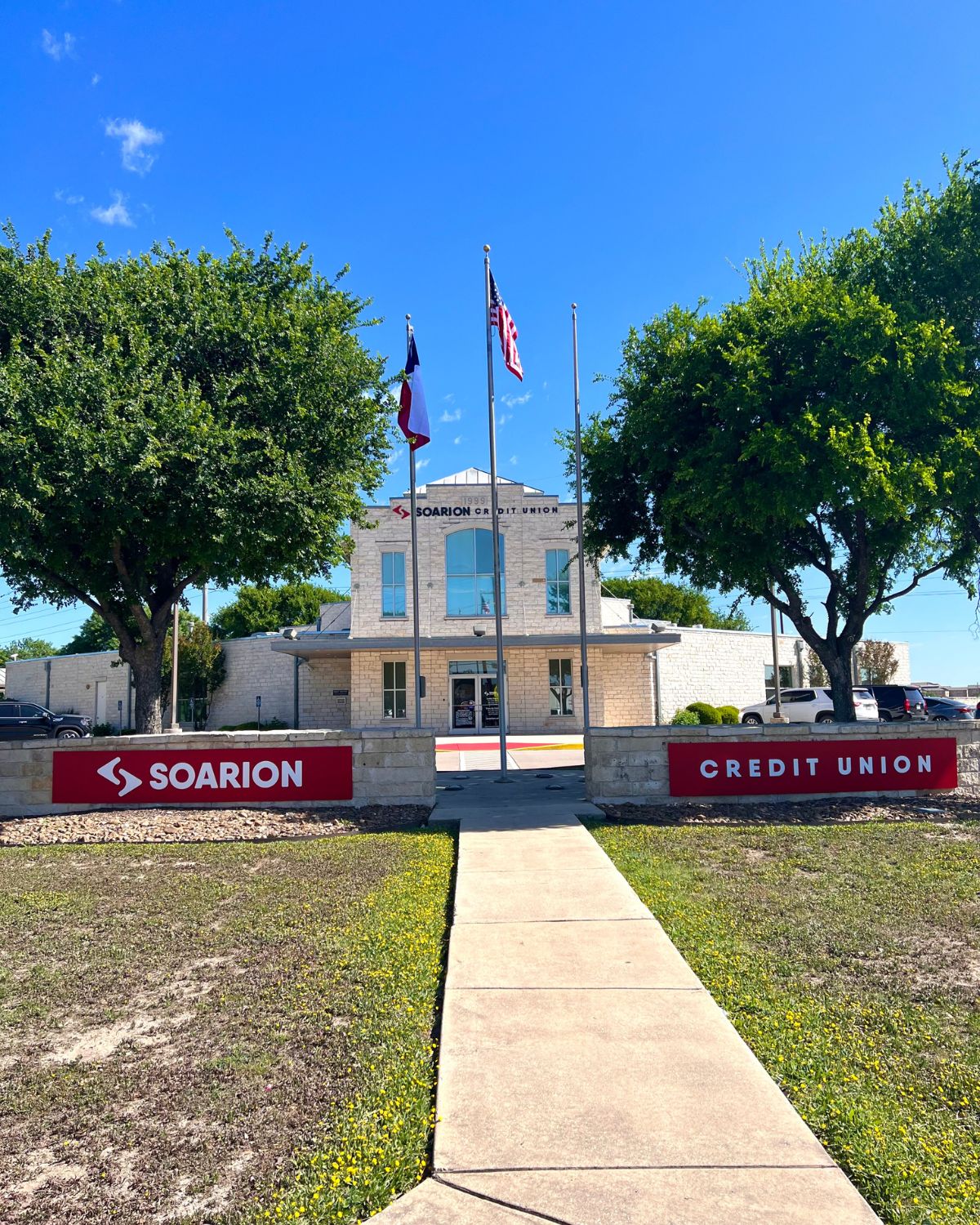 Soarion Credit Union Valley Hi Financial Center in San Antonio, TX.